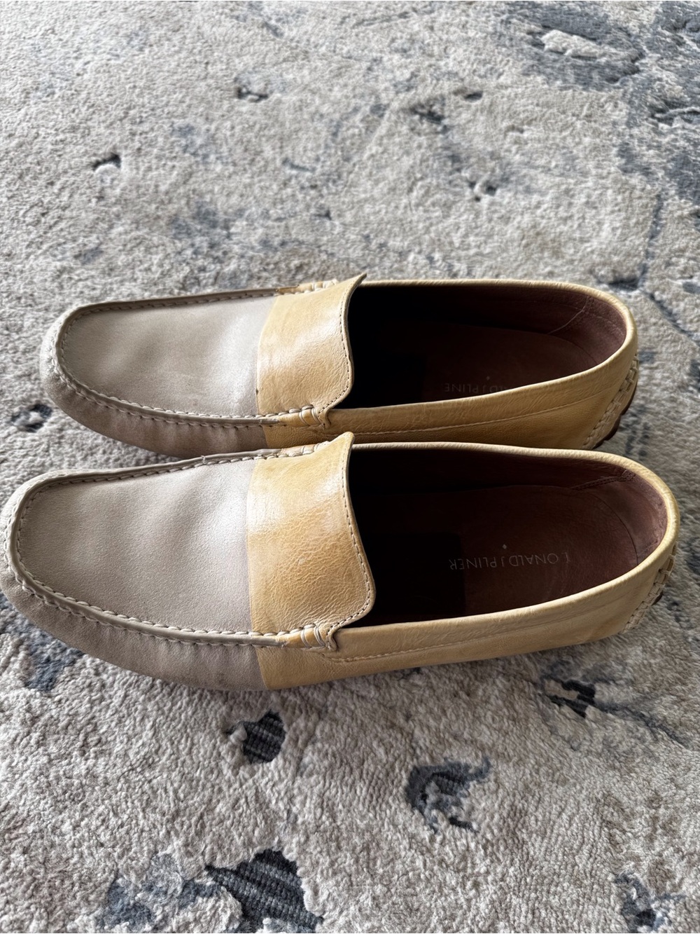 Men’s Donald J. Pliner Two-Tone Beige & Tan Leather Loafers size 8.5